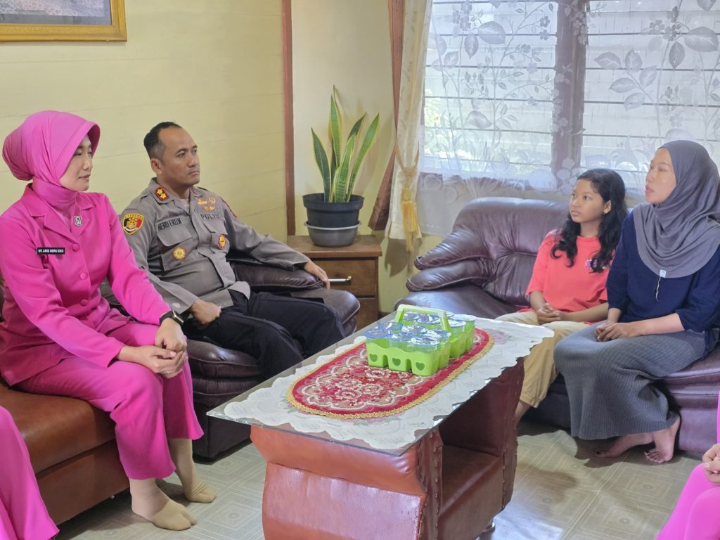 AJANG SANA KE WARAKAWURI