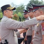 16 Personel Polres Gumas Naik Pangkat, Kapolres Tekankan Tanggung Jawab Lebih Besar