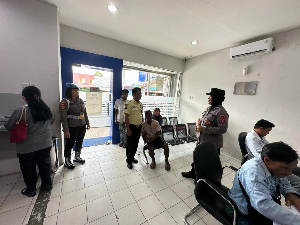 Srikandi Polres Gunung Mas Edukasi Layanan 110