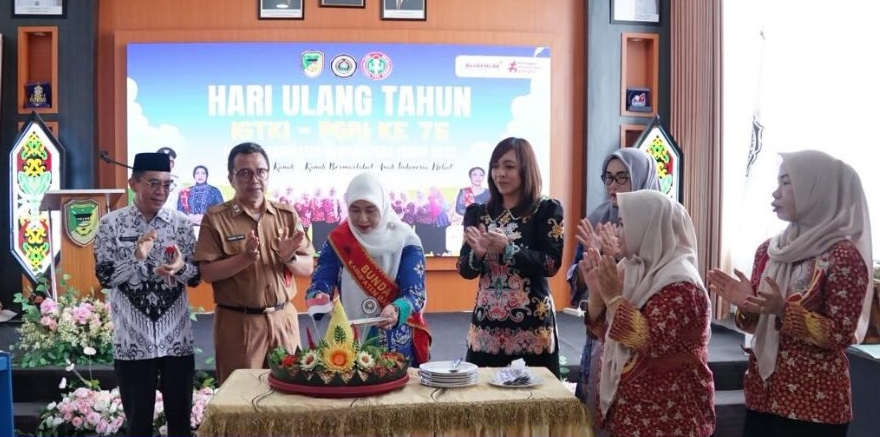 HUT IGTKI–PGRI ke-75__4