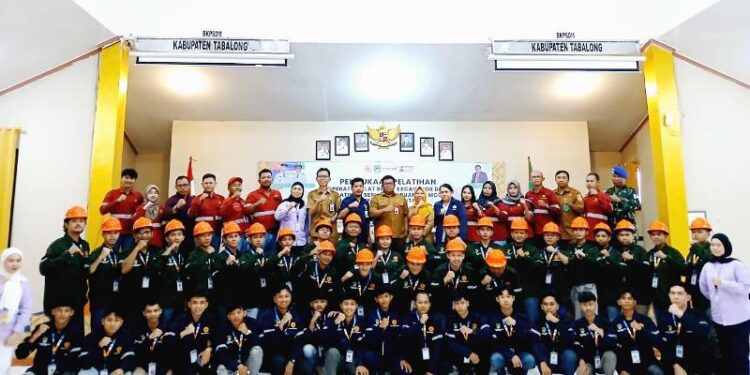 Pelatihan-Operator-750x375