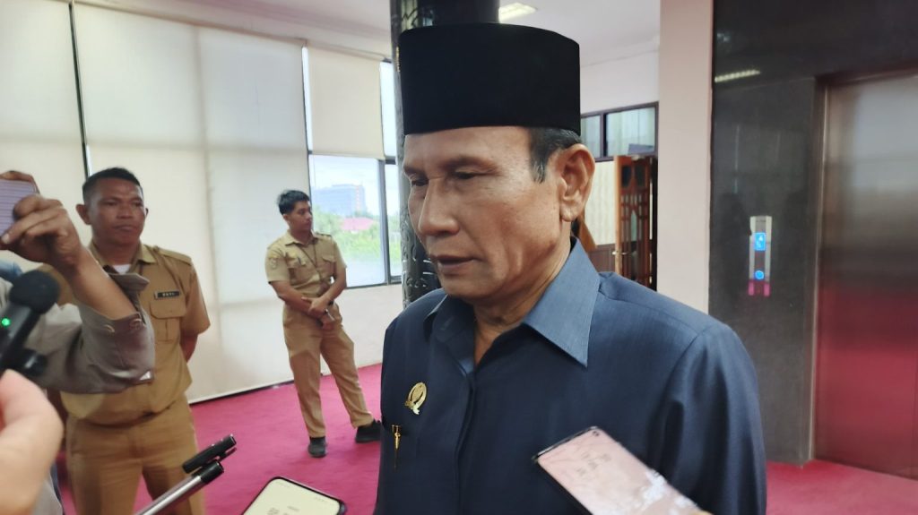 DPRD Kalteng__Arton S Dohong 2