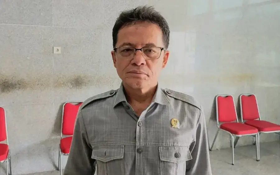 DPRD Kalteng__Freddy Ering 1
