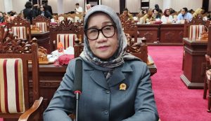 DPRD Kalteng__Siti Nafsiah 2